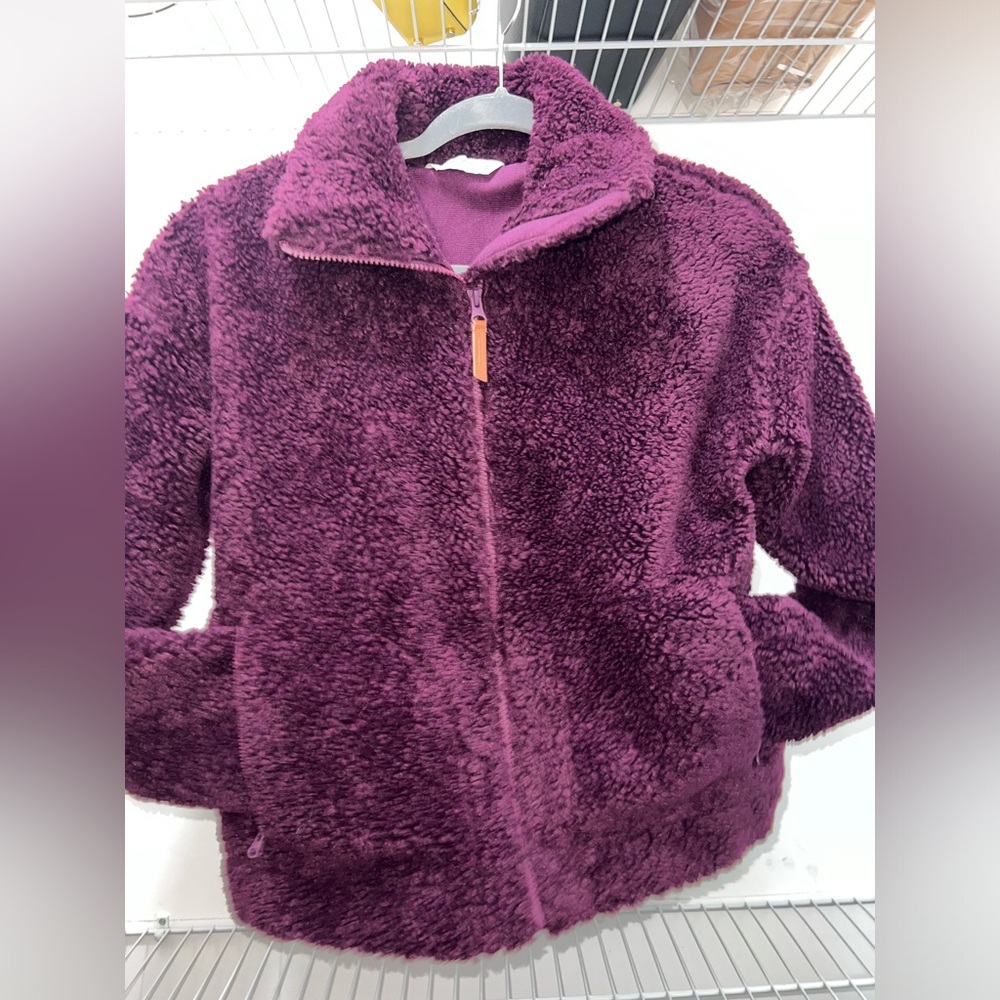 Alpine Design women’s Plush Sherpa Jacket in Plum